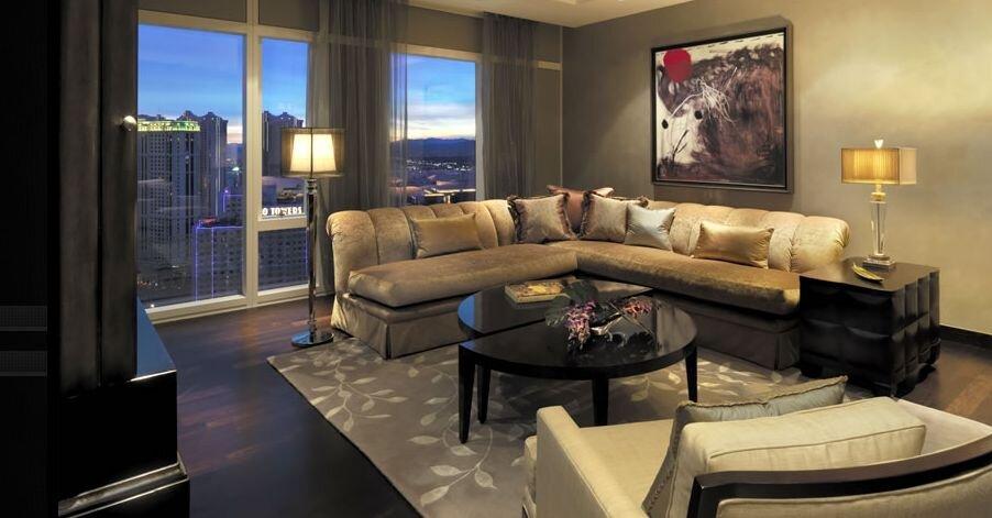 Exploring the Luxurious Lifestyle of Las Vegas High-Rise Living